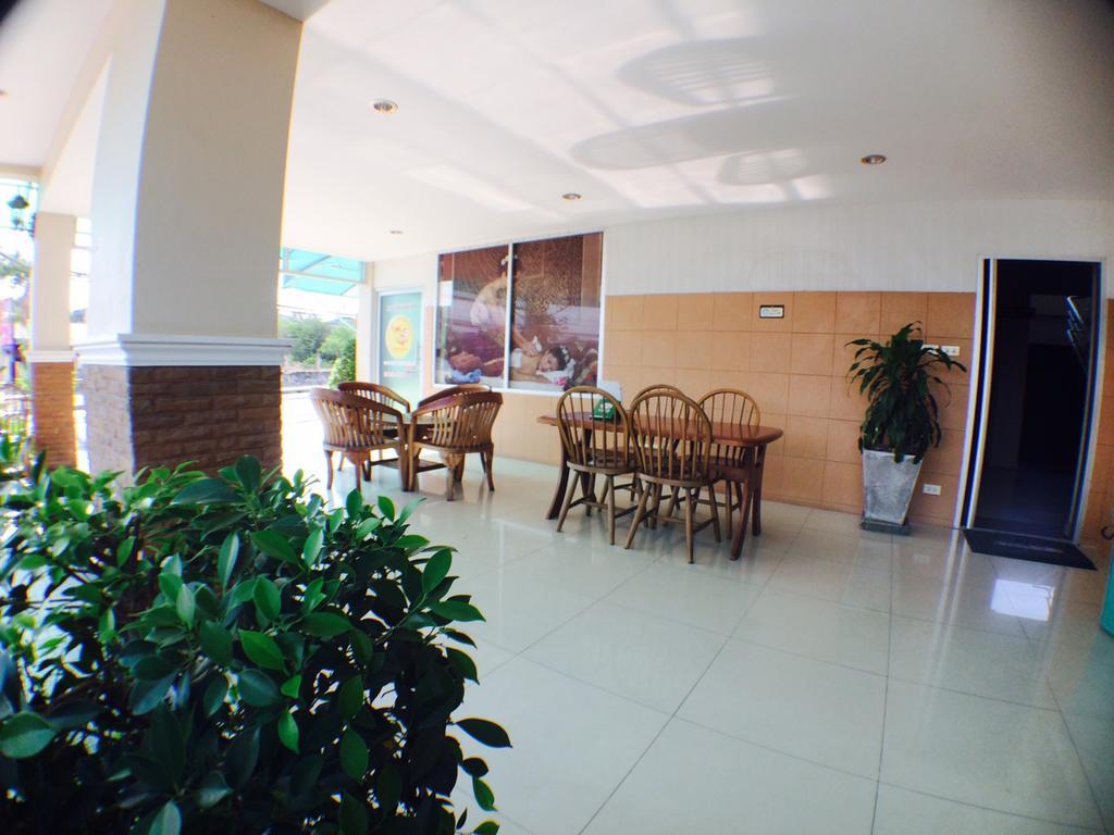 Banchang Apartment And Hotel Rayong Bagian luar foto