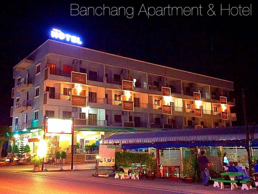 Banchang Apartment And Hotel Rayong Bagian luar foto